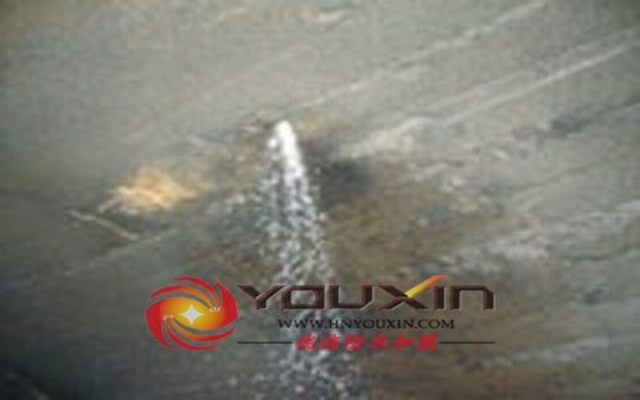 楼板 顶板蜂窝带水堵漏